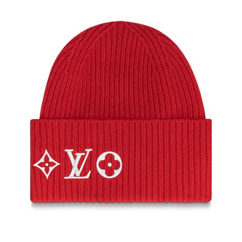 louis vuitton beanie on head